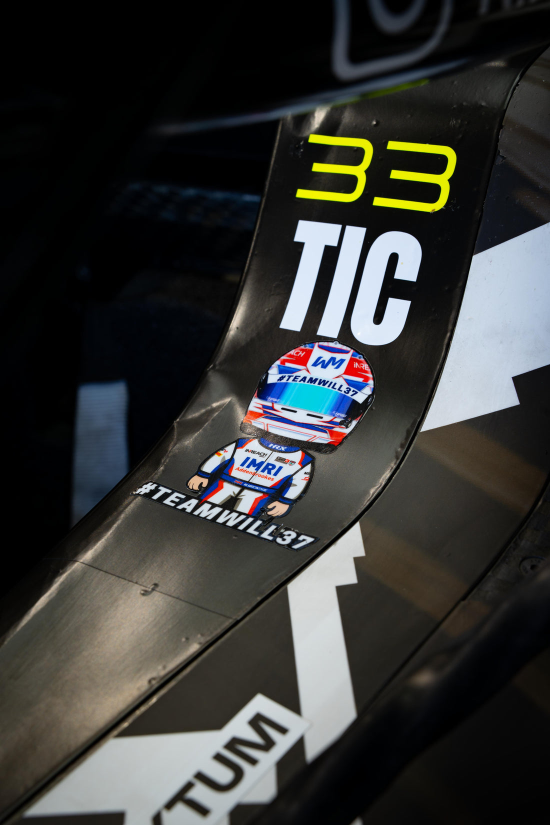 Macintyre debuts in Formula e #TEAMWILL37